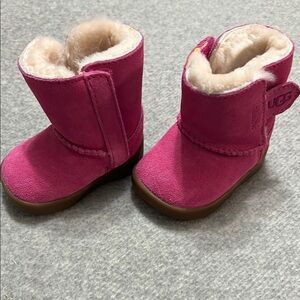 Pink baby Uggs